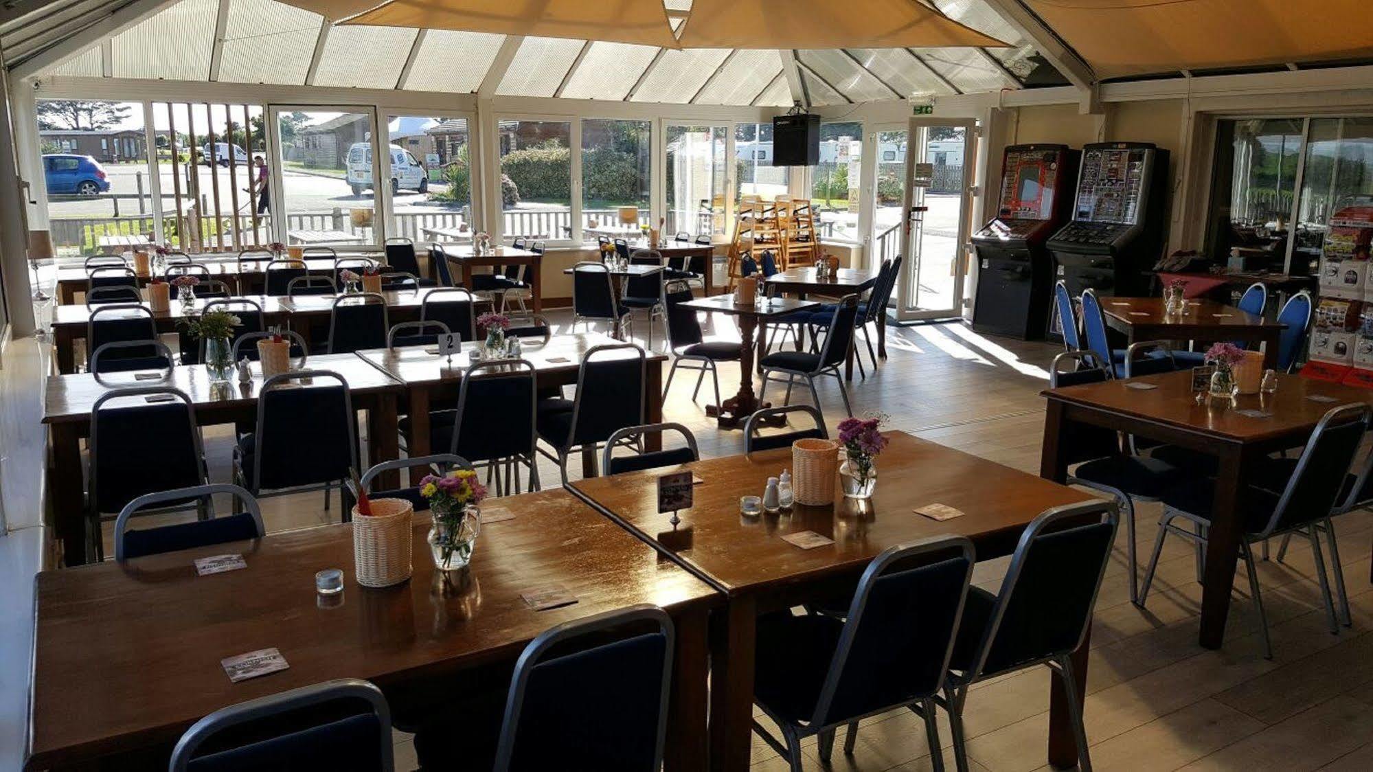 Atlantic Bays Holiday Park Padstow Εξωτερικό φωτογραφία